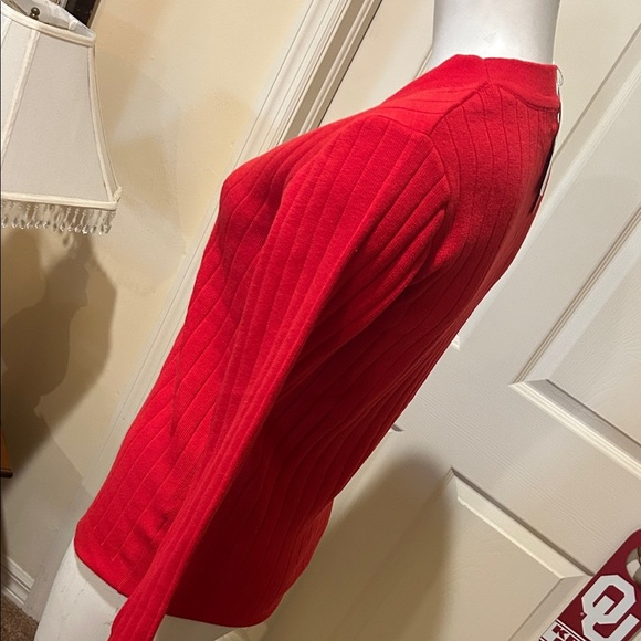 Vibrant Red V-Neck Women's Sweater - Picture 3 of 10